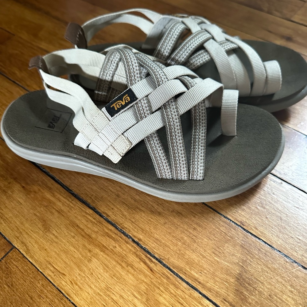 Teva Sandals - Beige and Brown - Picture 2 of 3